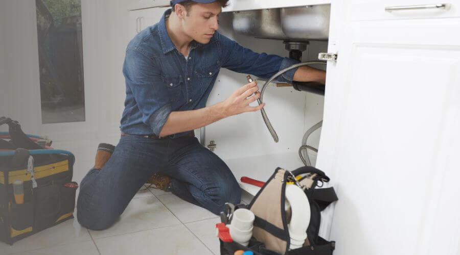 Professional water heater repair in Ingraham, IL